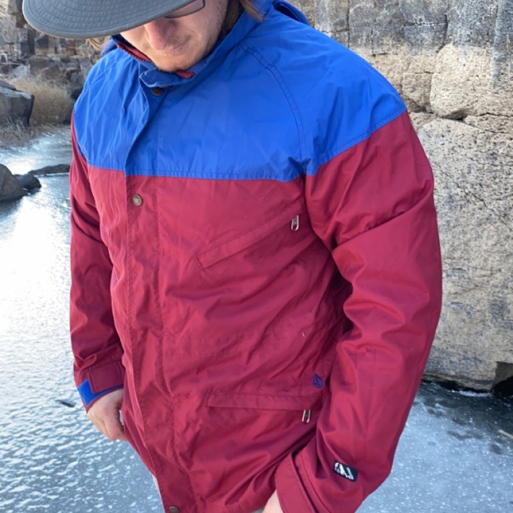 Epic Volcom coat! - Picture 2 of 3